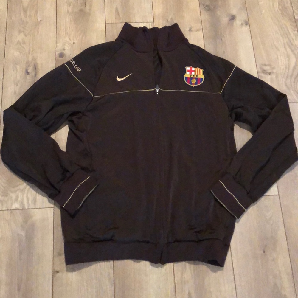 Men’s Nike Barcelona Soccer Jacket - size Large